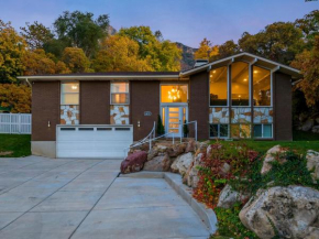 Ski Lover's Paradise- 7BR Villa Near Top Resorts home